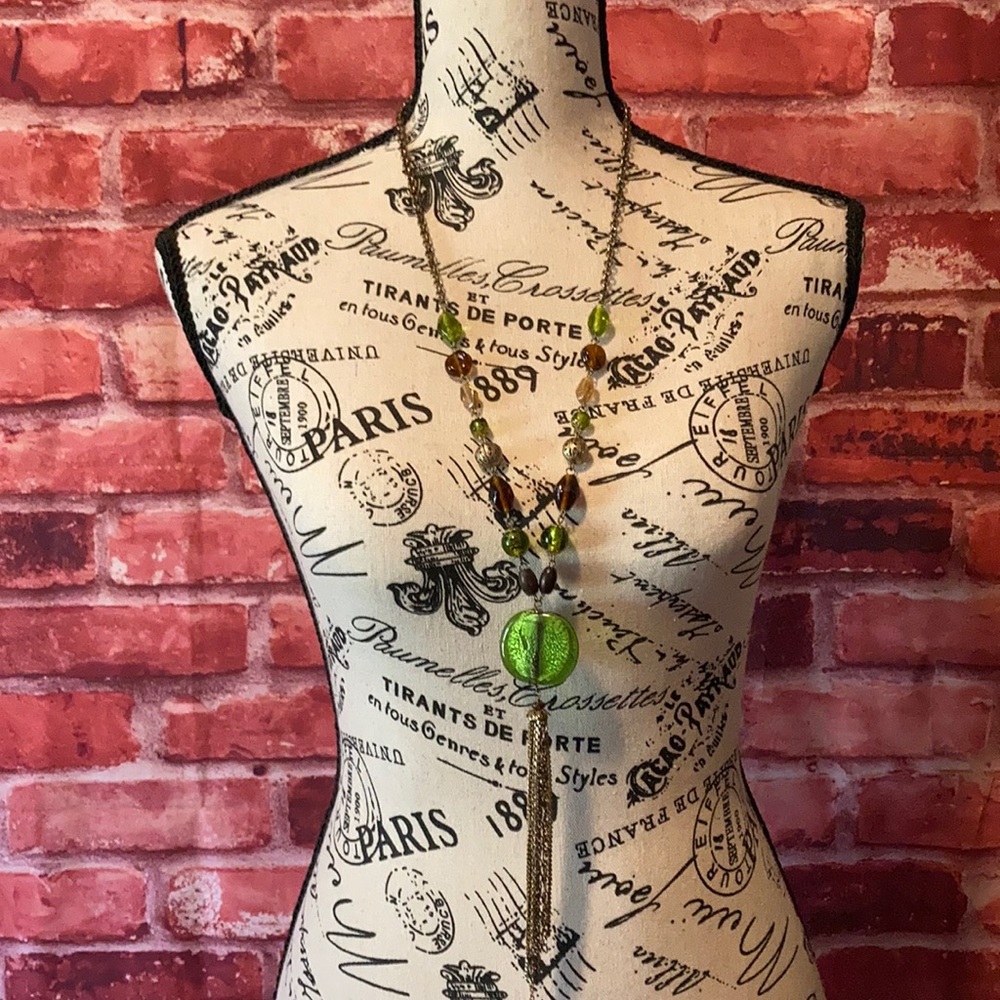 Neutral Beaded Gold Tone Necklace